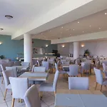 Niforeika Beach Hotel 3*