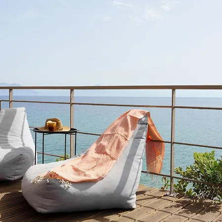 Niforeika Beach Hotel 3*