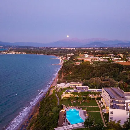 Niforeika Beach Hotel 3*