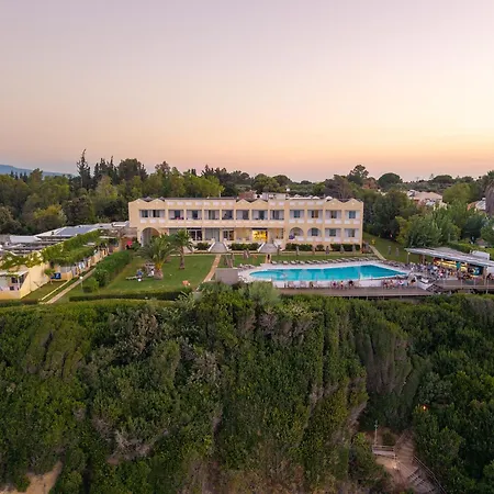 Niforeika Beach Hotel 3*