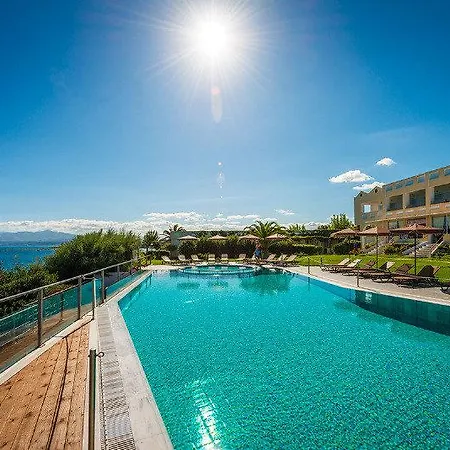 Niforeika Beach Hotel ניפורייקה