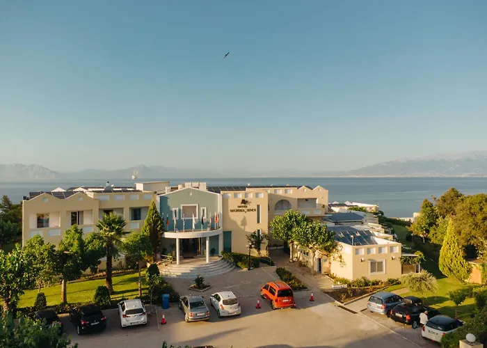 Niforeika Beach Hotel 3*