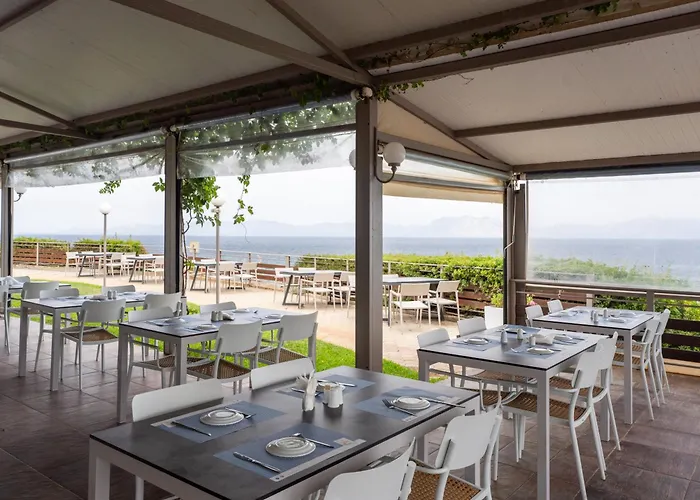 Niforeika Beach Hotel Νιφορέικα