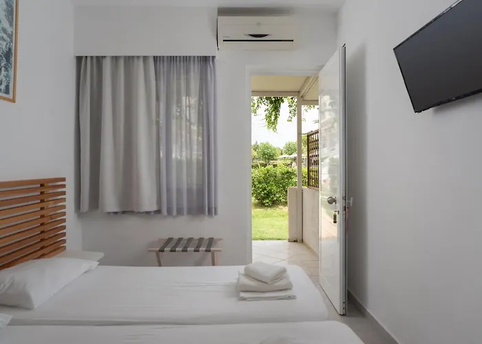 Niforeika Beach Hotel Νιφορέικα