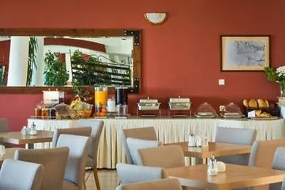 Niforeika Beach Hotel 3*