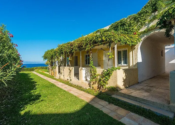 Niforeika Beach Hotel 3* Νιφορέικα