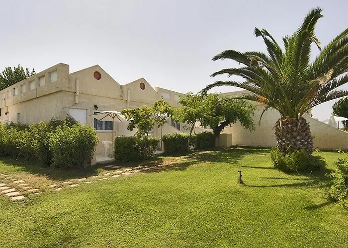 Niforeika Beach Hotel Hotel