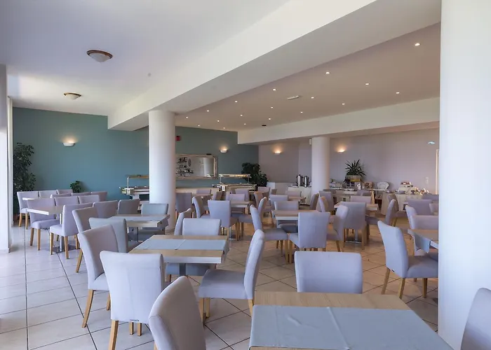 Niforeika Beach Hotel 3*