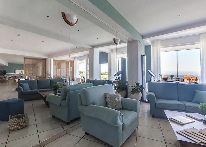 Niforeika Beach Hotel Ξενοδοχείο